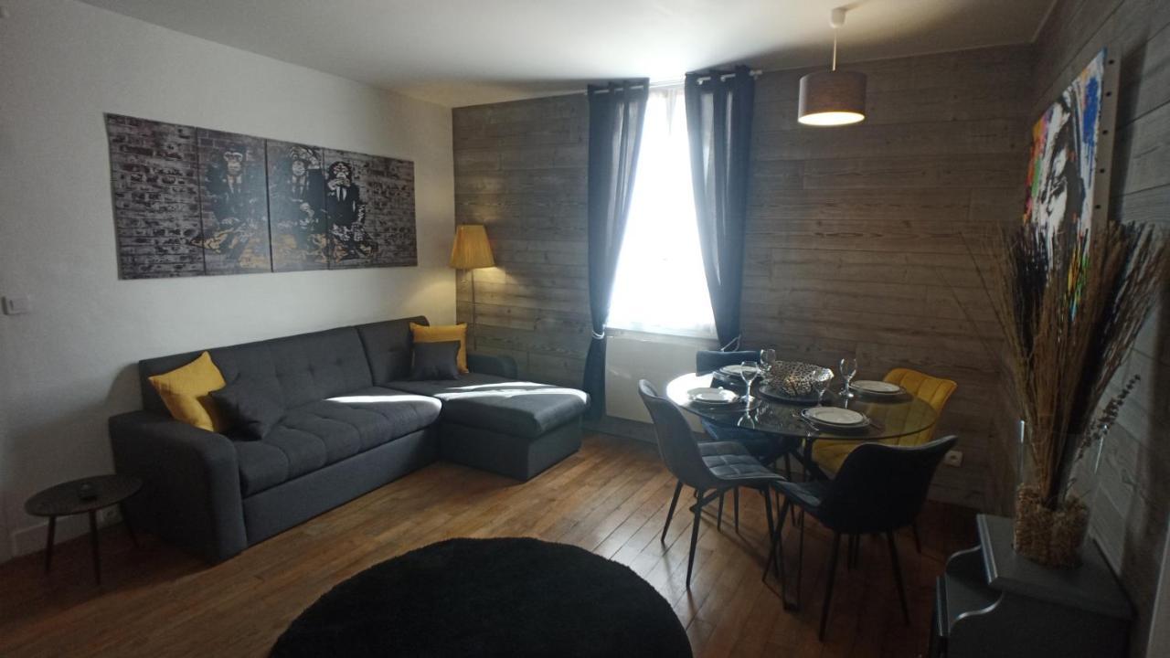 Coeur De Ville, Calme, Spacieux,Parking Et Wifi ! Chartres Exteriör bild